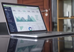 How Custom Web Software Benefits your Business How Custom Web Software Benefits your Business